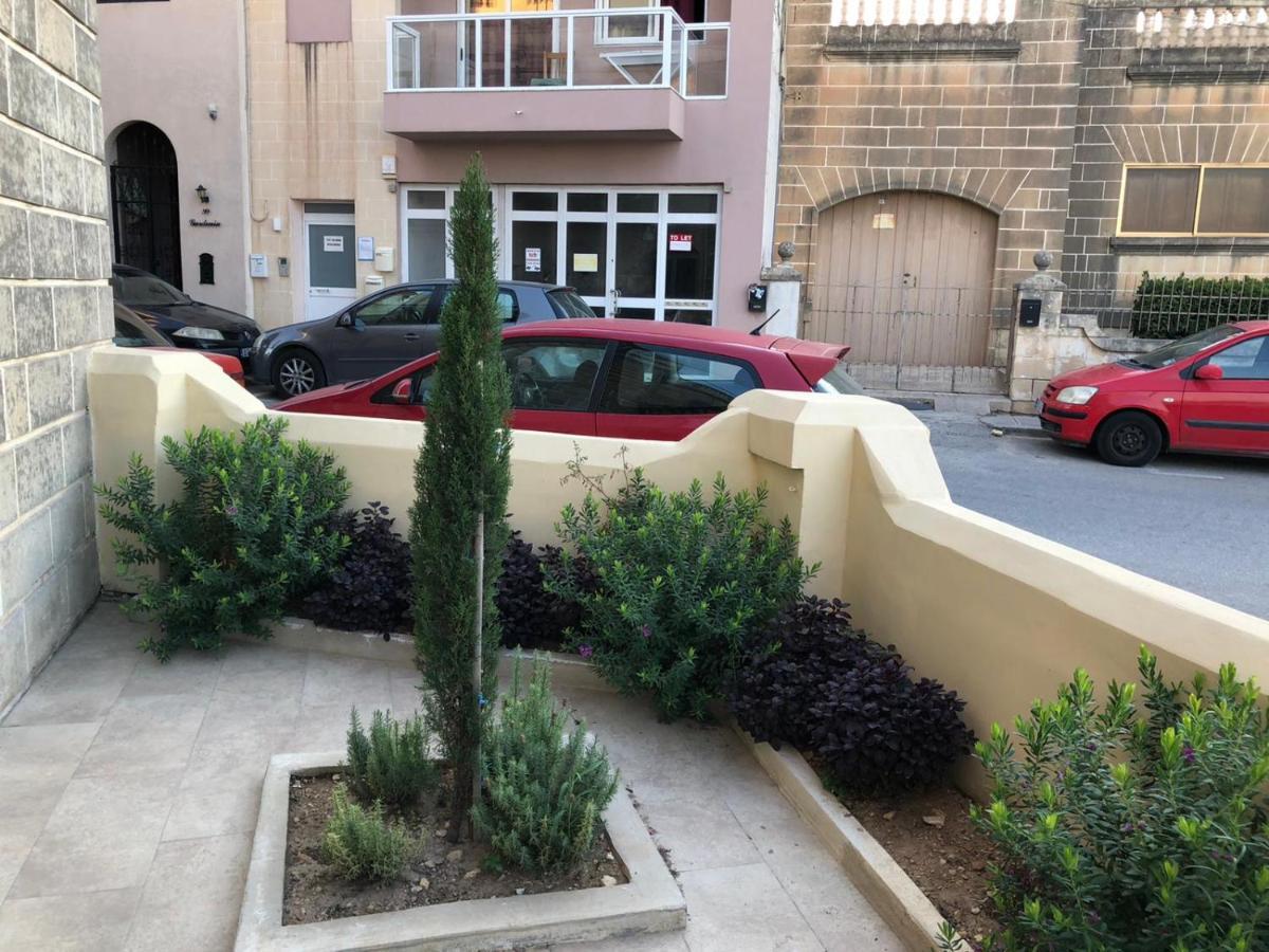 Oleander Butts Inn Żebbuġ Extérieur photo