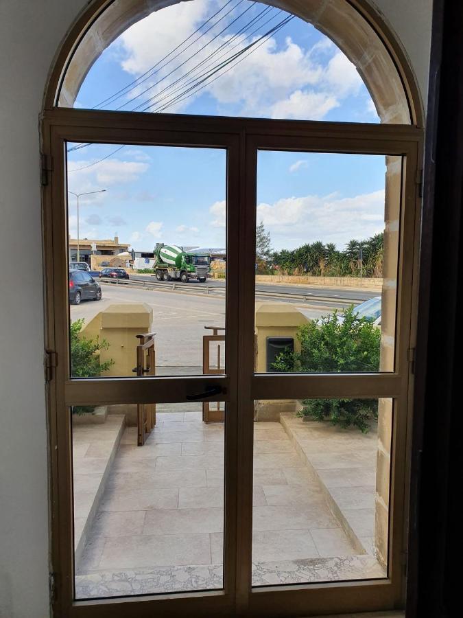 Oleander Butts Inn Żebbuġ Extérieur photo